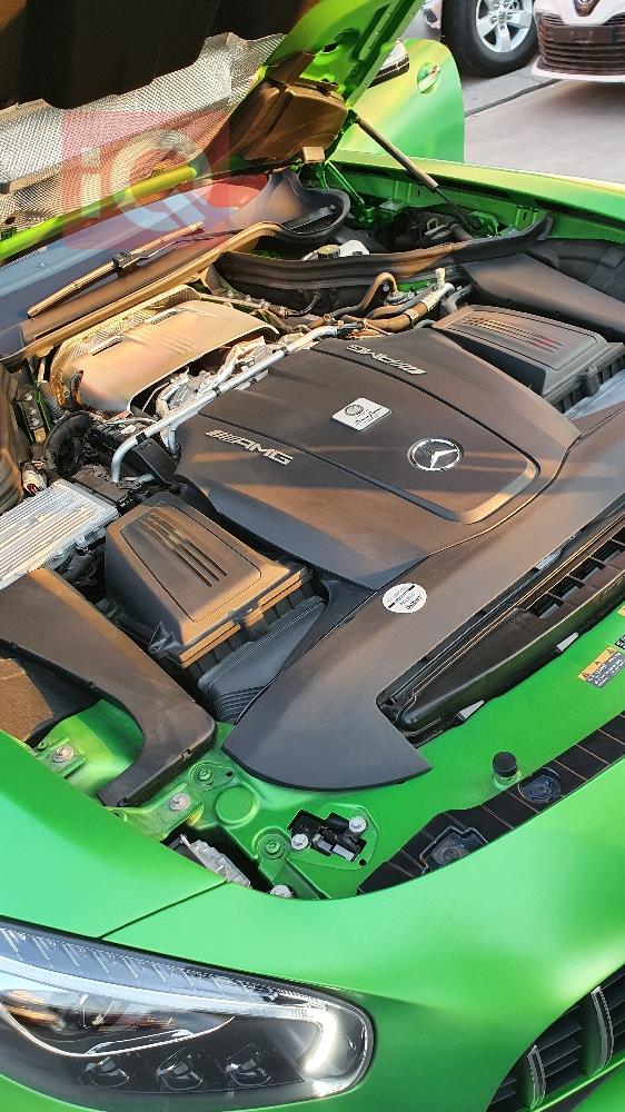 مرسيدس بنز AMG GT